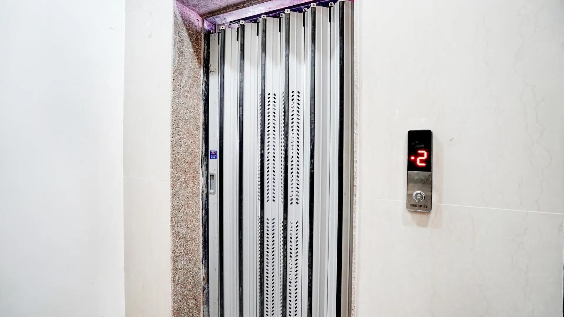 Hotel O Best Guest House 바라나시