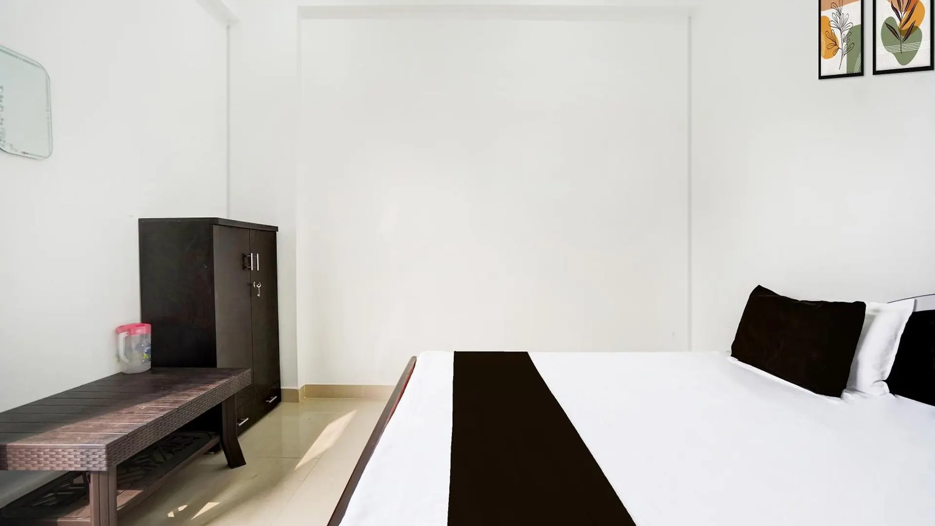 Hotel O Best Guest House Varanasi