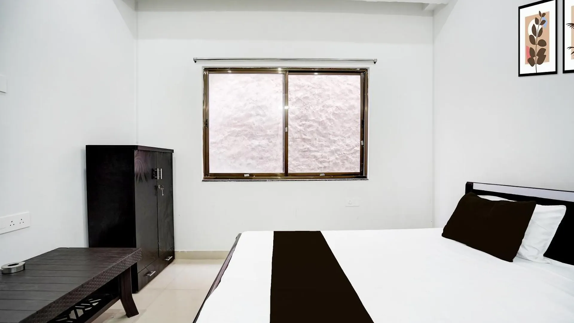 Hotel O Best Guest House Varanasi